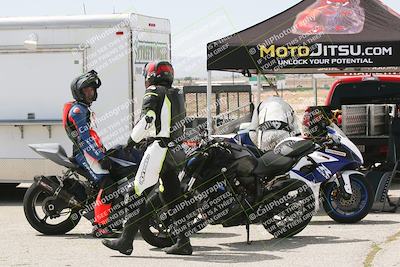 media/May-09-2022-Moto Forza (Mon) [[0226cf3505]]/Around the Pits/